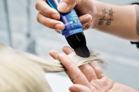 Лечение стрессовых волос Extreme Length Sealer от Redken